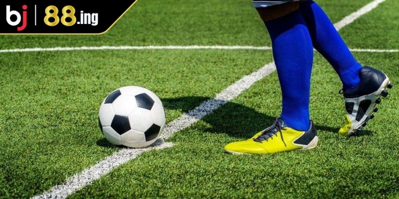 Kèo giao bóng hay còn gọi là kèo Kick Off là hình thức cá cược quen thuộc